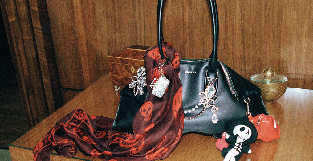 The Manta系列手袋——McQueen 2026早春系列新品