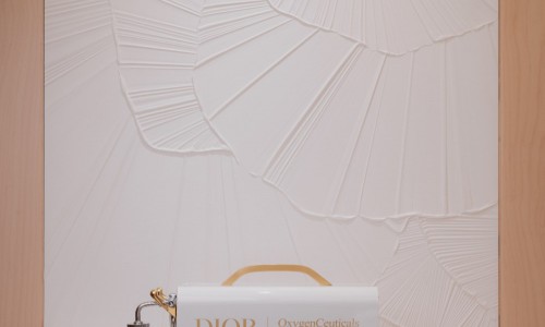 氧丽可丝携手迪奥发布高端纯氧抗衰护理方案